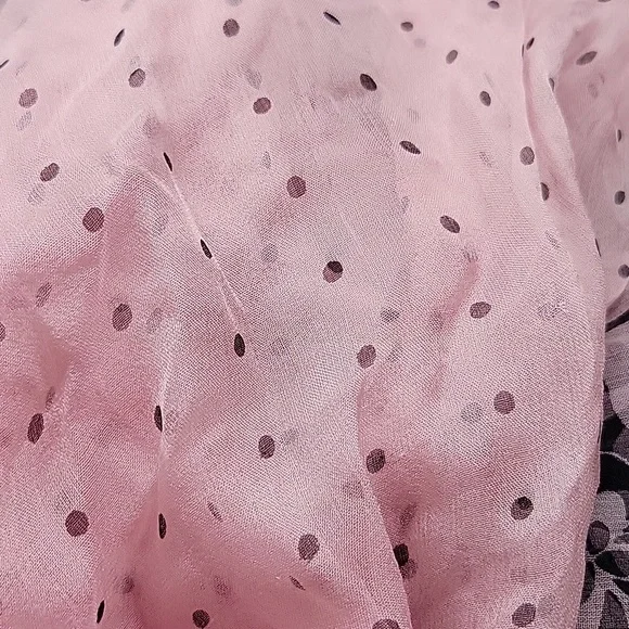 Exquisite Vintage Pink and Black Silk Retro Scarf Headcover - Picture 2 of 5